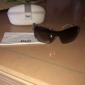 Dolce &Gabbana woman sunglasses
